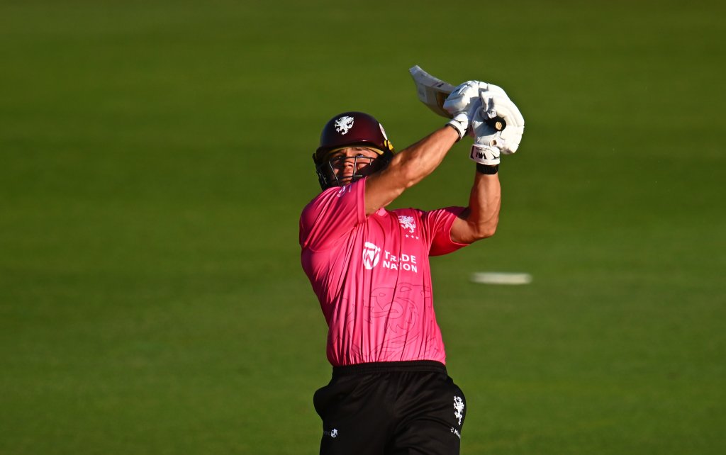 Somerset Qualify for Quarter-Final after Worcestershire Victory - Somerset